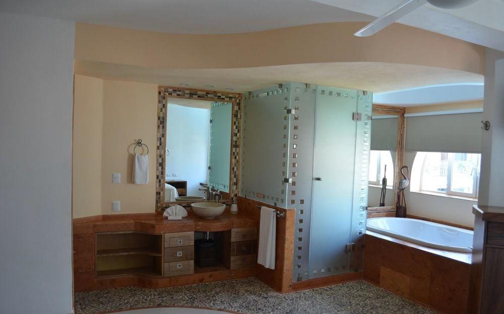 Hotel Andales On The Bay Suites Puerto Vallarta Dış mekan fotoğraf