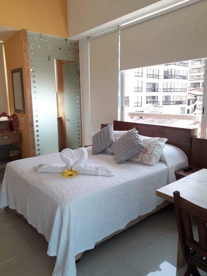Hotel Andales On The Bay Suites Puerto Vallarta Dış mekan fotoğraf